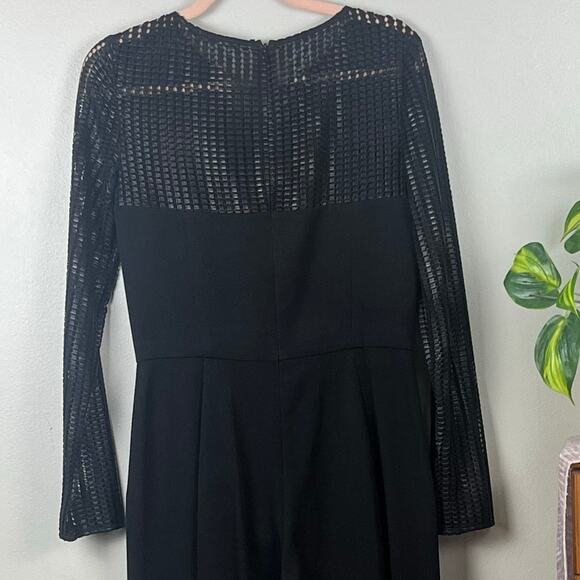 Black Halo Black  Long Sleeve Jumpsuit Size 6 - Picture 4 of 10